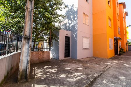 Apartamento para alugar com 75m², 2 quartos e 1 vaga Apartamento para alugar com 75m², 2 quartos e 1 vagaFachada