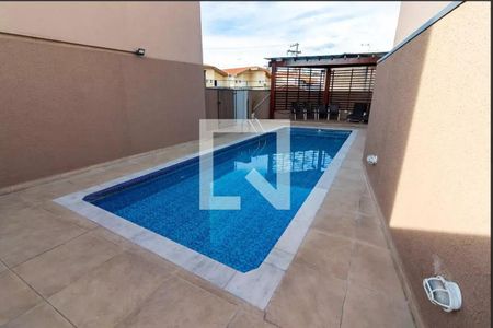 Apartamento à venda com 121m², 3 quartos e 2 vagas Apartamento à venda com 121m², 3 quartos e 2 vagasÁrea comum - Piscina