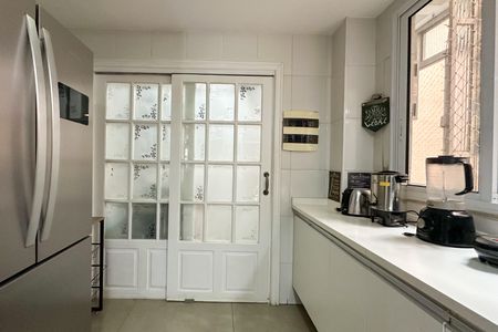 Apartamento à venda com 122m², 3 quartos e 1 vagaCozinha