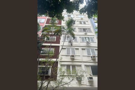 Apartamento à venda com 122m², 3 quartos e 1 vagaFachada