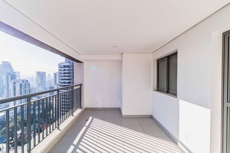 Apartamento para alugar com 90m², 3 quartos e 1 vagaVaranda
