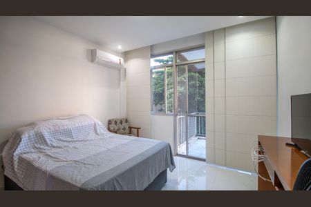 Apartamento à venda com 100m², 2 quartos e 1 vaga Apartamento à venda com 100m², 2 quartos e 1 vagaSuite