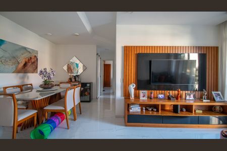 Apartamento à venda com 100m², 2 quartos e 1 vaga Apartamento à venda com 100m², 2 quartos e 1 vagaSala