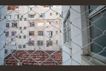 Apartamento à venda com 100m², 2 quartos e 1 vaga Apartamento à venda com 100m², 2 quartos e 1 vagaQuarto de Serviço Vista