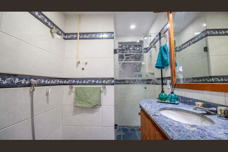 Apartamento à venda com 100m², 2 quartos e 1 vaga Apartamento à venda com 100m², 2 quartos e 1 vagaBanheiro Social