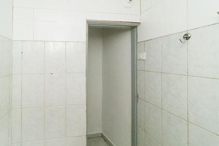 Casa para alugar com 40m², 1 quarto e sem vaga Casa para alugar com 40m², 1 quarto e sem vagaBanheiro