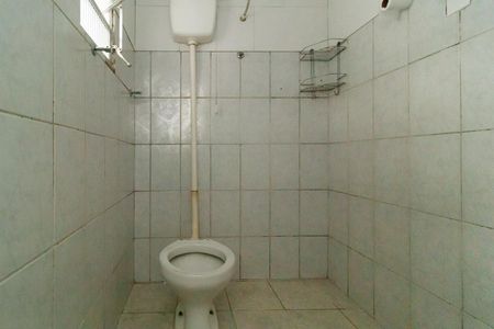 Casa para alugar com 40m², 1 quarto e sem vaga Casa para alugar com 40m², 1 quarto e sem vagaBanheiro