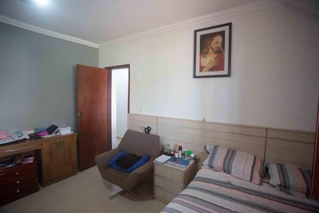 Casa à venda com 400m², 3 quartos e 2 vagasSuite