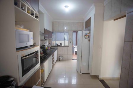 Casa à venda com 400m², 3 quartos e 2 vagasCozinha