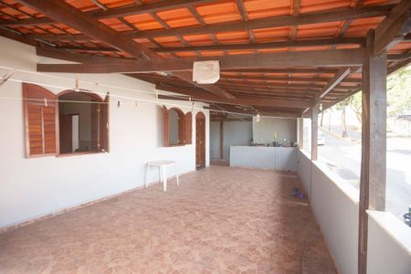 Casa à venda com 400m², 3 quartos e 2 vagasSacada /Sala