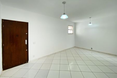 Sala de apartamento à venda com 3 quartos, 100m² em Santo Antônio, Belo Horizonte