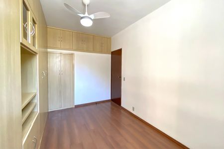 Apartamento à venda com 100m², 3 quartos e 1 vagaQuarto 2