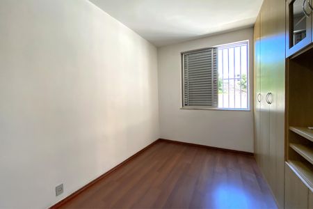 Apartamento à venda com 100m², 3 quartos e 1 vagaQuarto 2