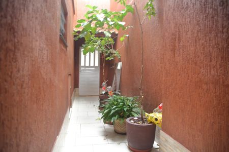 Casa à venda com 207m², 3 quartos e 2 vagasQuintal- Corredor Lateral