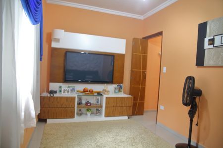 Casa à venda com 207m², 3 quartos e 2 vagasQuarto 2