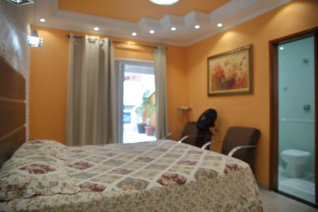 Casa à venda com 207m², 3 quartos e 2 vagasSuíte