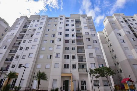 Apartamento à venda com 42m², 2 quartos e 1 vaga Apartamento à venda com 42m², 2 quartos e 1 vagaFachada