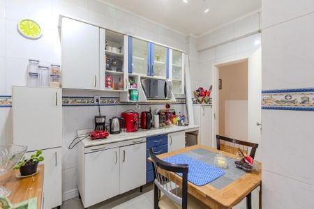 Apartamento à venda com 186m², 4 quartos e sem vagaCozinha