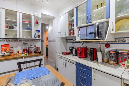 Apartamento à venda com 186m², 4 quartos e sem vagaCozinha