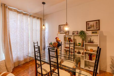 Apartamento à venda com 186m², 4 quartos e sem vagaSala