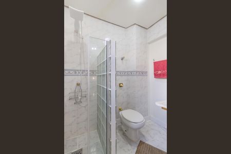 Apartamento à venda com 186m², 4 quartos e sem vagaBanheiro da Suíte