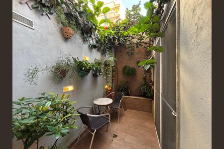 Apartamento à venda com 70m², 2 quartos e sem vagaVaranda da Suíte 2