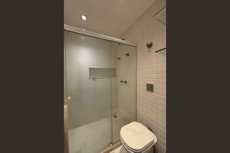 Apartamento à venda com 70m², 2 quartos e sem vagaBanheiro da Suíte 2