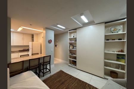 Apartamento à venda com 70m², 2 quartos e sem vagaSala