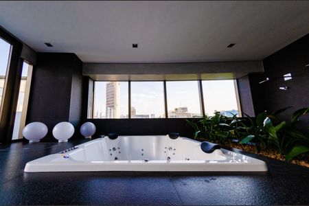 Apartamento à venda com 45m², 1 quarto e sem vagaÁrea comum