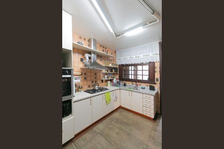 Casa para alugar com 555m², 5 quartos e 10 vagas Casa para alugar com 555m², 5 quartos e 10 vagasCozinha