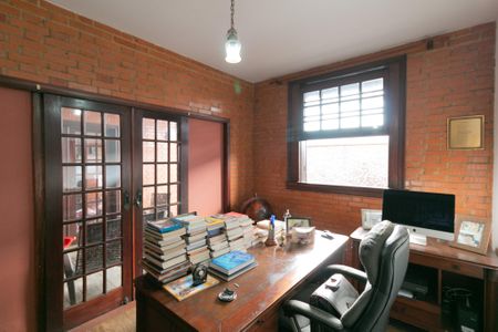 Casa para alugar com 555m², 5 quartos e 10 vagas Casa para alugar com 555m², 5 quartos e 10 vagasEscritório