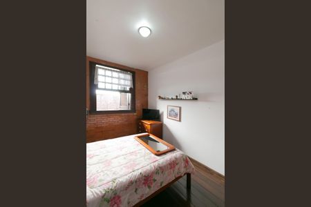 Casa para alugar com 555m², 5 quartos e 10 vagas Casa para alugar com 555m², 5 quartos e 10 vagasQuarto 2