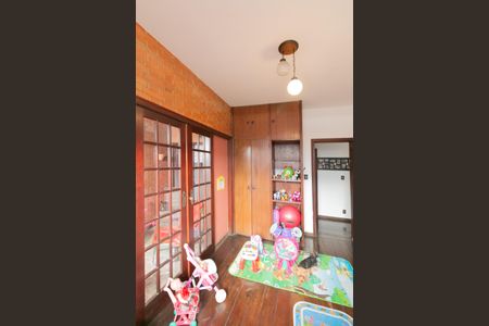 Casa para alugar com 555m², 5 quartos e 10 vagas Casa para alugar com 555m², 5 quartos e 10 vagasQuarto 1