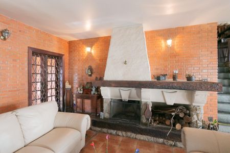 Casa para alugar com 555m², 5 quartos e 10 vagas Casa para alugar com 555m², 5 quartos e 10 vagasSala