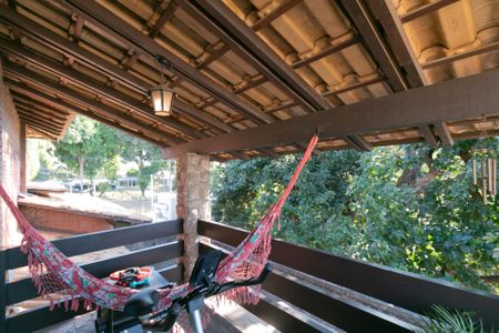 Casa para alugar com 555m², 5 quartos e 10 vagas Casa para alugar com 555m², 5 quartos e 10 vagasVaranda