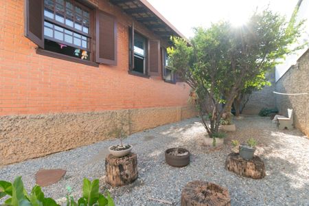 Casa para alugar com 555m², 5 quartos e 10 vagas Casa para alugar com 555m², 5 quartos e 10 vagasÁrea comum