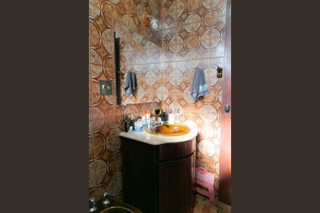 Casa para alugar com 555m², 5 quartos e 10 vagas Casa para alugar com 555m², 5 quartos e 10 vagasBanheiro Suíte 1