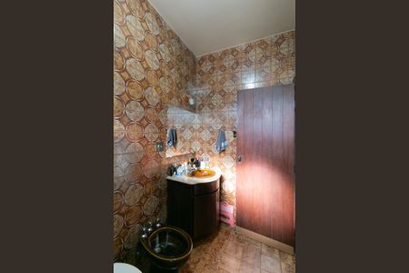 Casa para alugar com 555m², 5 quartos e 10 vagas Casa para alugar com 555m², 5 quartos e 10 vagasBanheiro Suíte 1