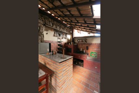 Casa para alugar com 555m², 5 quartos e 10 vagas Casa para alugar com 555m², 5 quartos e 10 vagasÁrea comum