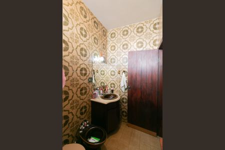 Casa para alugar com 555m², 5 quartos e 10 vagas Casa para alugar com 555m², 5 quartos e 10 vagasBanheiro Suíte 2