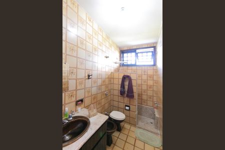 Casa para alugar com 555m², 5 quartos e 10 vagas Casa para alugar com 555m², 5 quartos e 10 vagasBanheiro 1