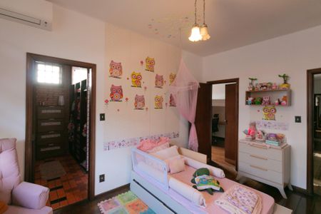 Casa para alugar com 555m², 5 quartos e 10 vagas Casa para alugar com 555m², 5 quartos e 10 vagasQuarto 3