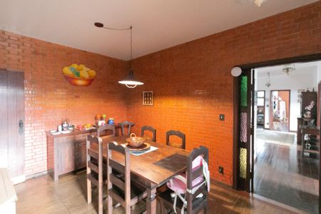 Casa para alugar com 555m², 5 quartos e 10 vagas Casa para alugar com 555m², 5 quartos e 10 vagasSala