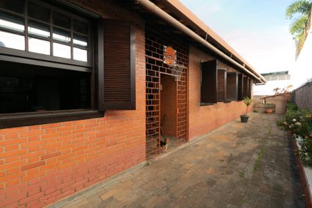 Casa para alugar com 555m², 5 quartos e 10 vagas Casa para alugar com 555m², 5 quartos e 10 vagasÁrea comum