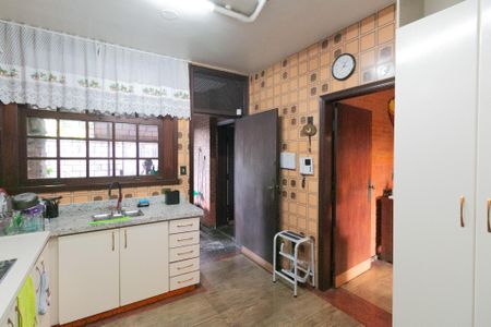 Casa para alugar com 555m², 5 quartos e 10 vagas Casa para alugar com 555m², 5 quartos e 10 vagasCozinha