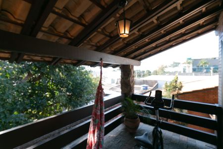 Casa para alugar com 555m², 5 quartos e 10 vagas Casa para alugar com 555m², 5 quartos e 10 vagasVaranda