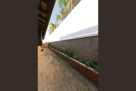 Casa para alugar com 555m², 5 quartos e 10 vagas Casa para alugar com 555m², 5 quartos e 10 vagasÁrea comum