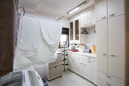 Apartamento à venda com 211m², 4 quartos e 3 vagasÁrea de serviço