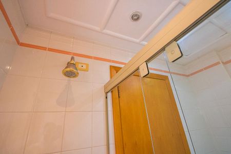 Apartamento à venda com 211m², 4 quartos e 3 vagasBanheiro da Suíte 2