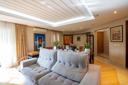 Apartamento à venda com 211m², 4 quartos e 3 vagasSala